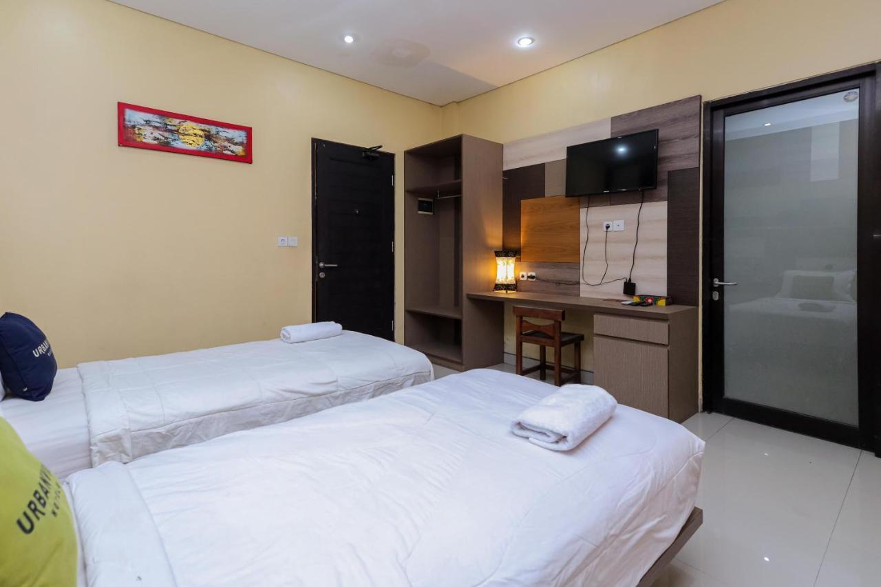 Urbanview Hotel Wg Jimbaran Bali Ungasan  Exterior photo